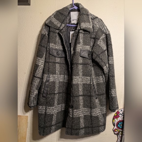 NVLT  Gray Plaid Coat NWT - Picture 1 of 5